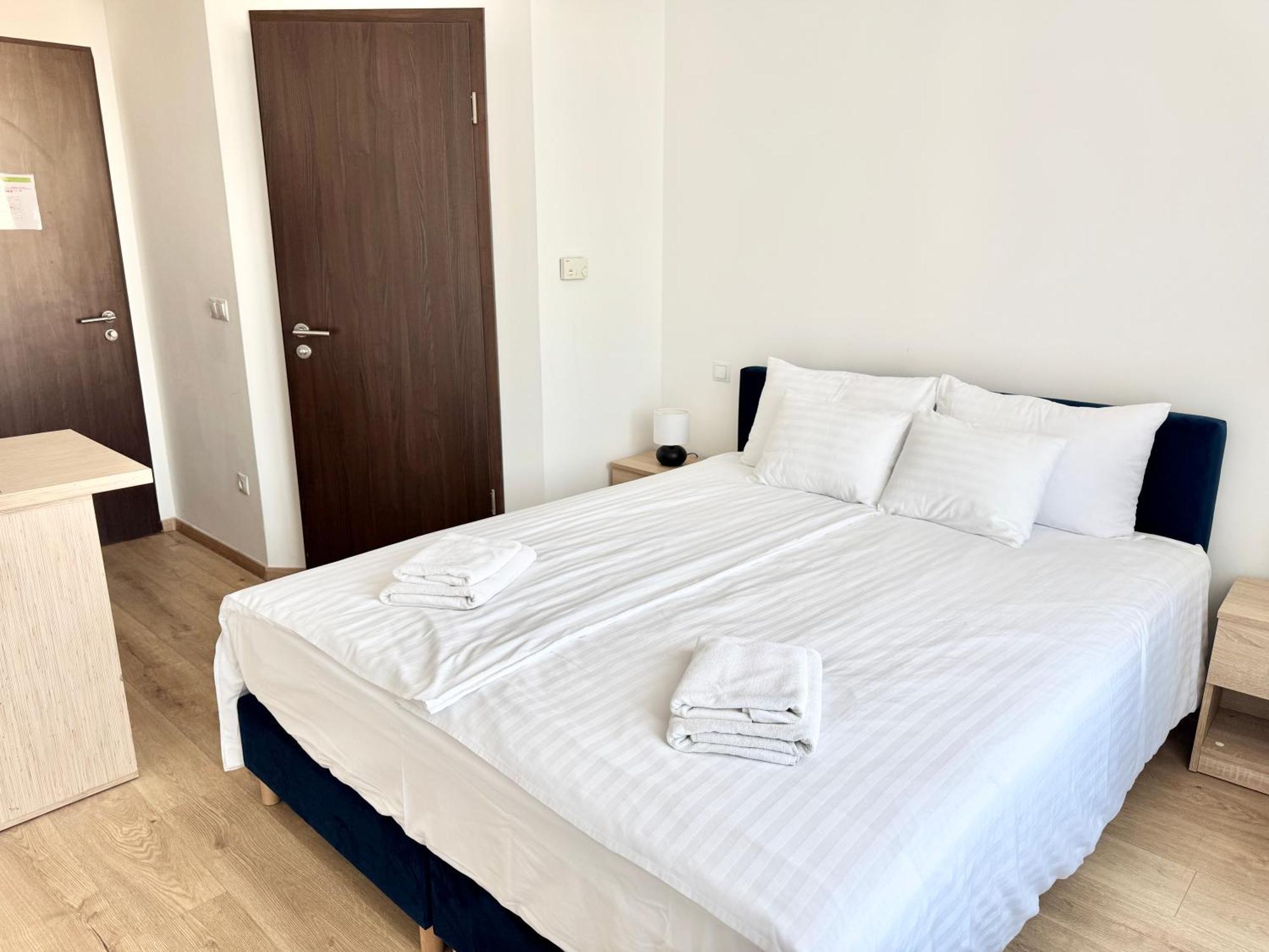 Rooftop With Underground Parking Hotel Budapest
